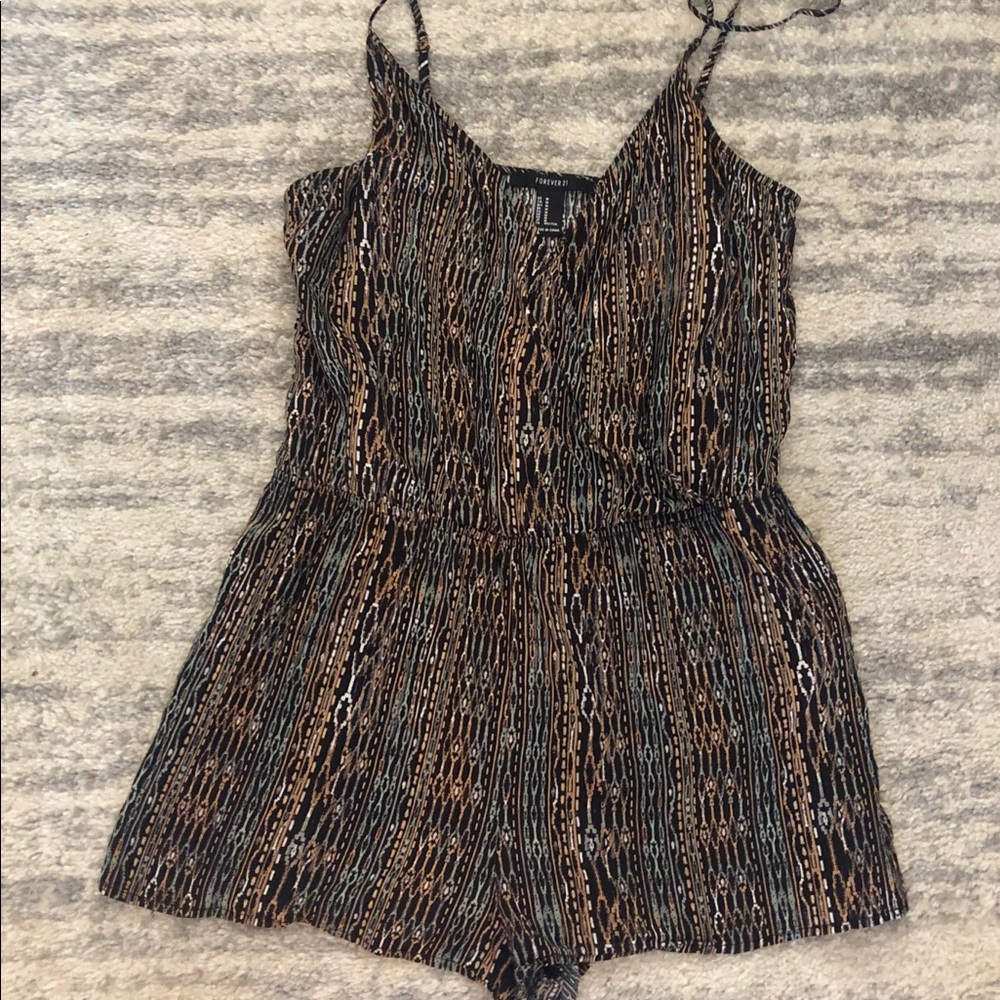 Multicolored lightweight romper